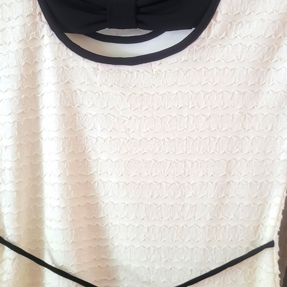 GIRL'S SPEECHLESS DRESS 10 - Picture 13 of 13